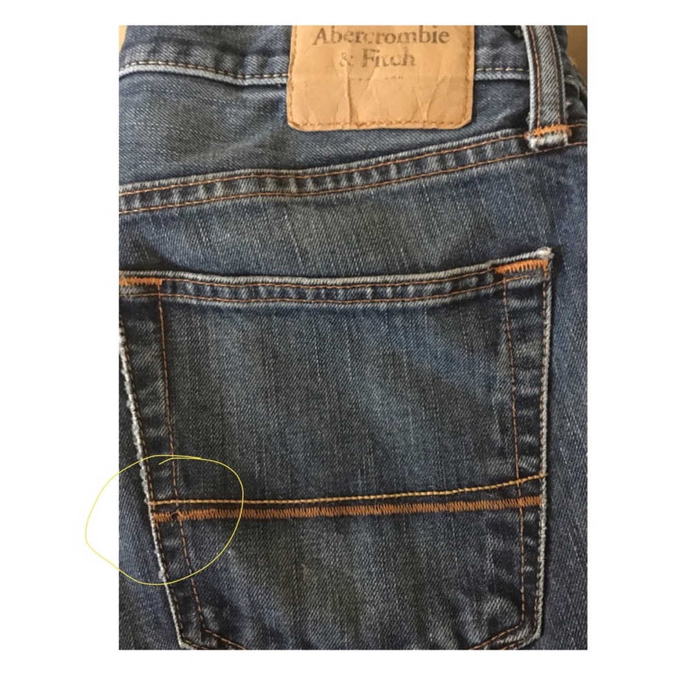 A&F Light Medium Wash Skinny - Picture 6 of 6
